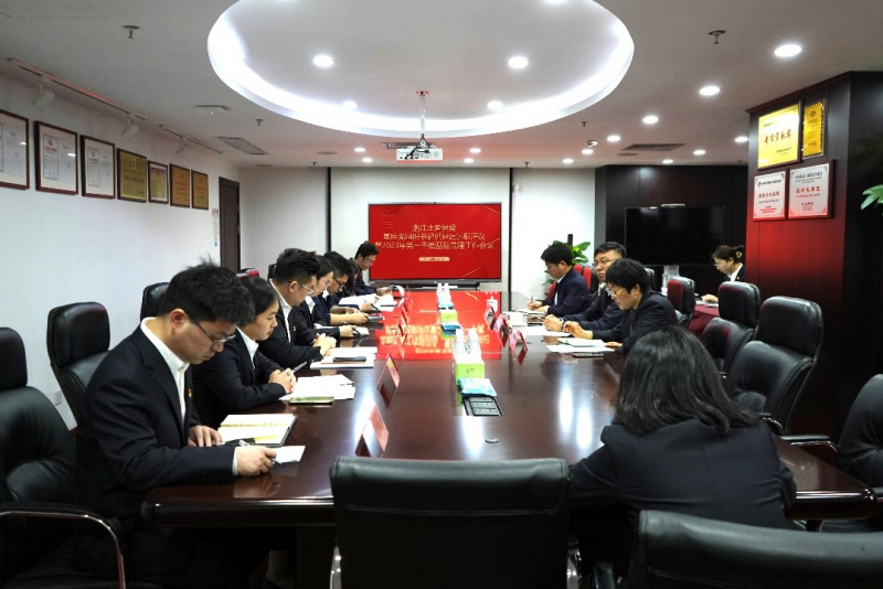 1682316750240244Kxp2.jpg 1000.jpg